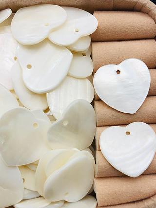 Madre Pérola de Coração 25m